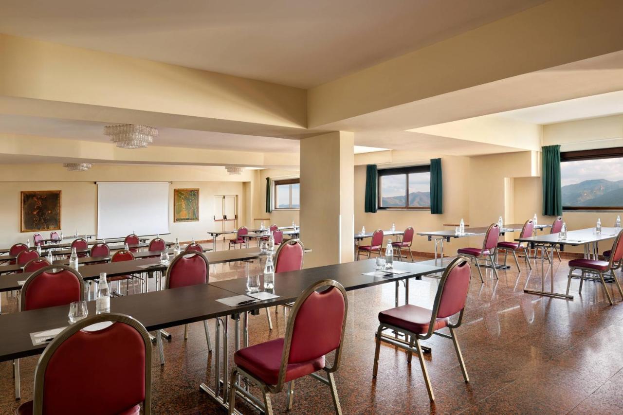 Renaissance Tuscany Il Ciocco Resort&Spa Barga Esterno foto